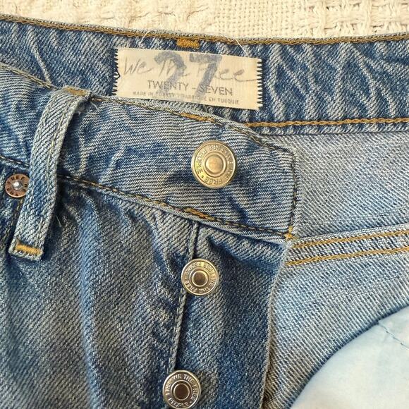 We the Free People 27 tapered cropped distressed button fly jean J2 2728 - Picture 4 of 12